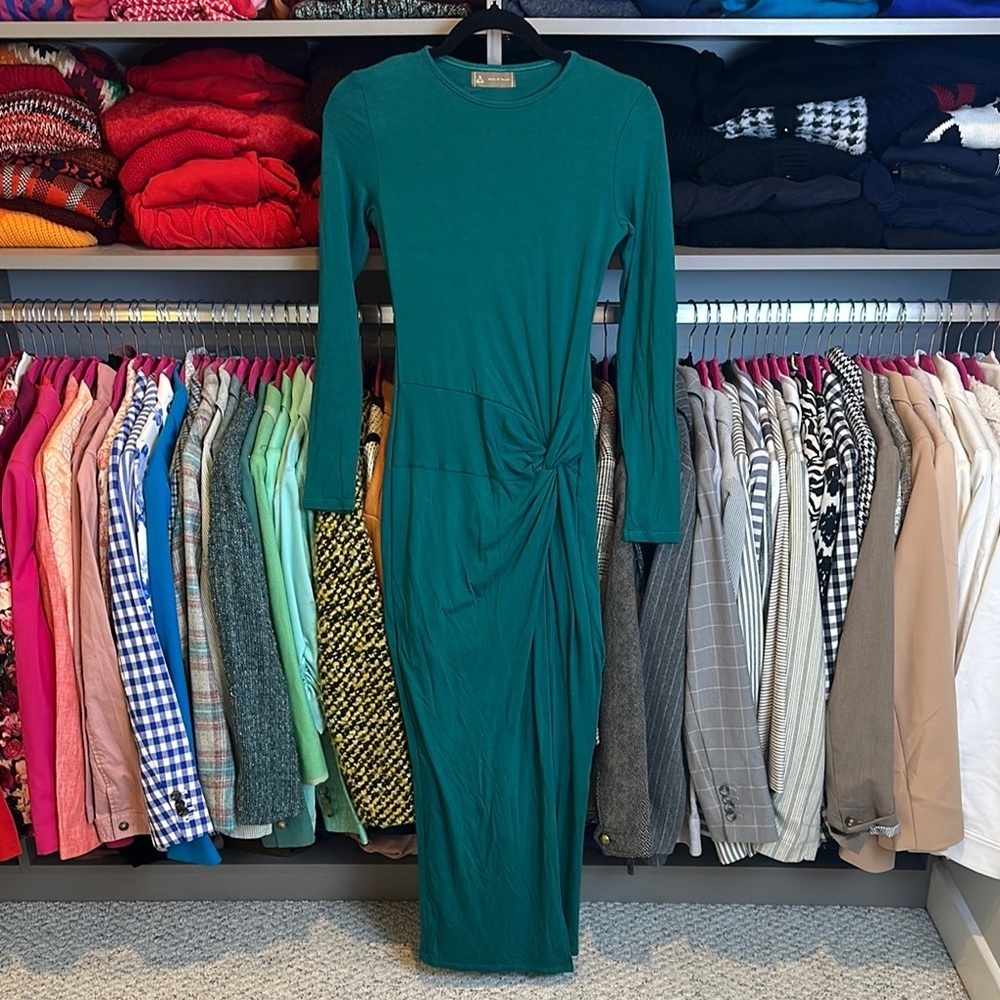 House of Trenz green long sleeve knotted front slot maxi dress size S NWOT